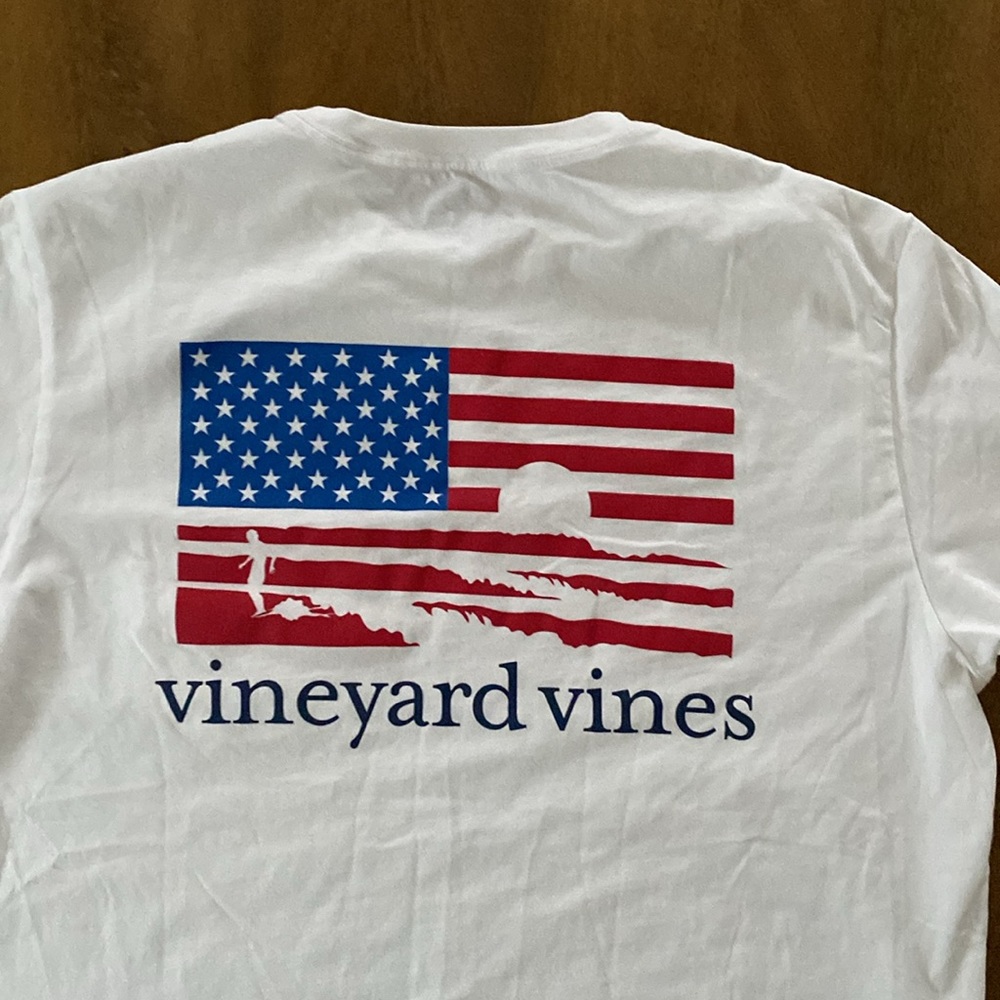 Vineyard Vines flag sunset pocket t-shirt 🇺🇸 - Picture 4 of 4